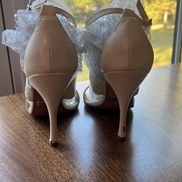 3/$36 LAMB White Sandals - Picture 4 of 8